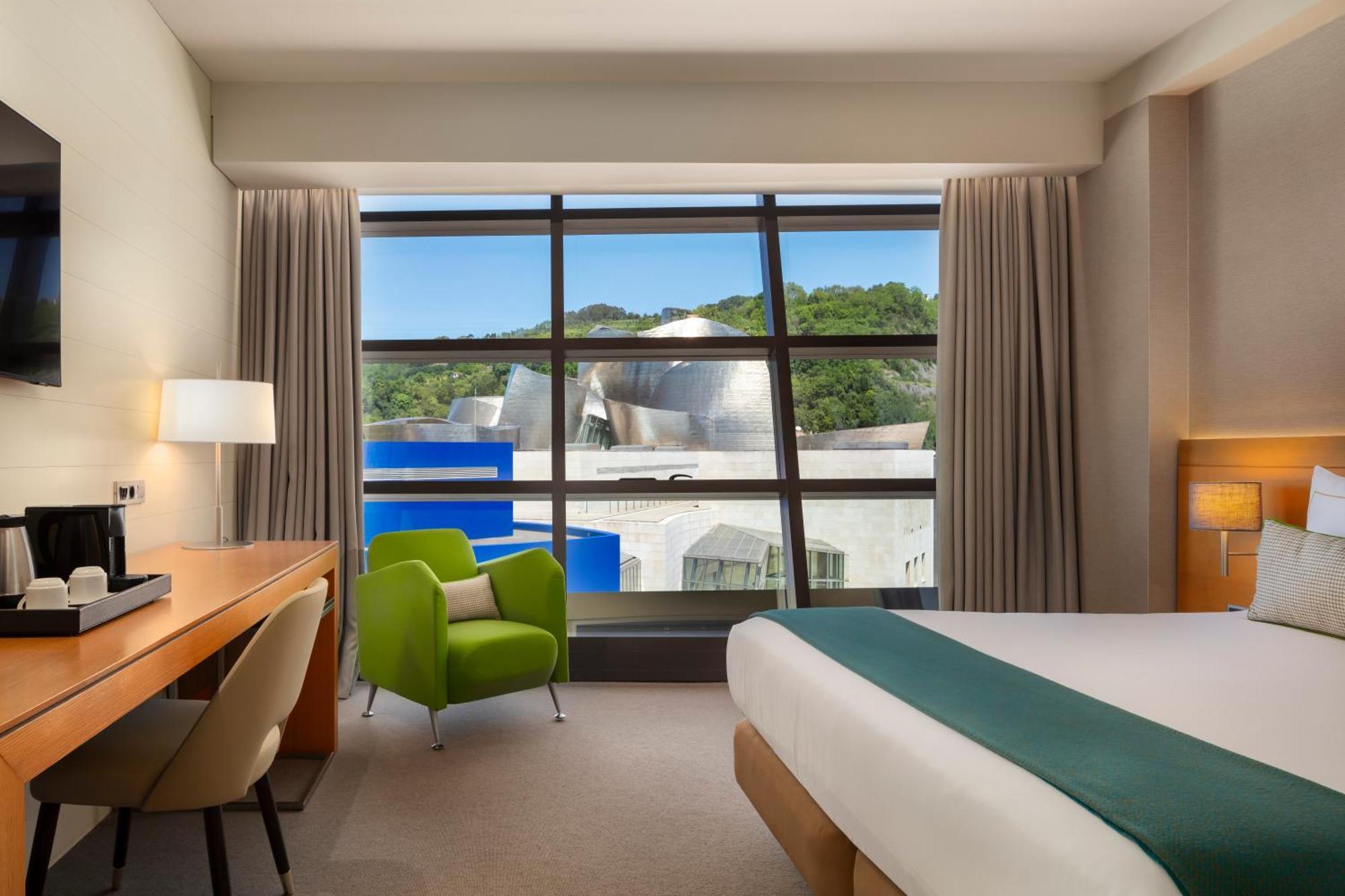 Premium Doppel- oder Zweibettzimmer mit Blick auf das Guggenheim-Museum