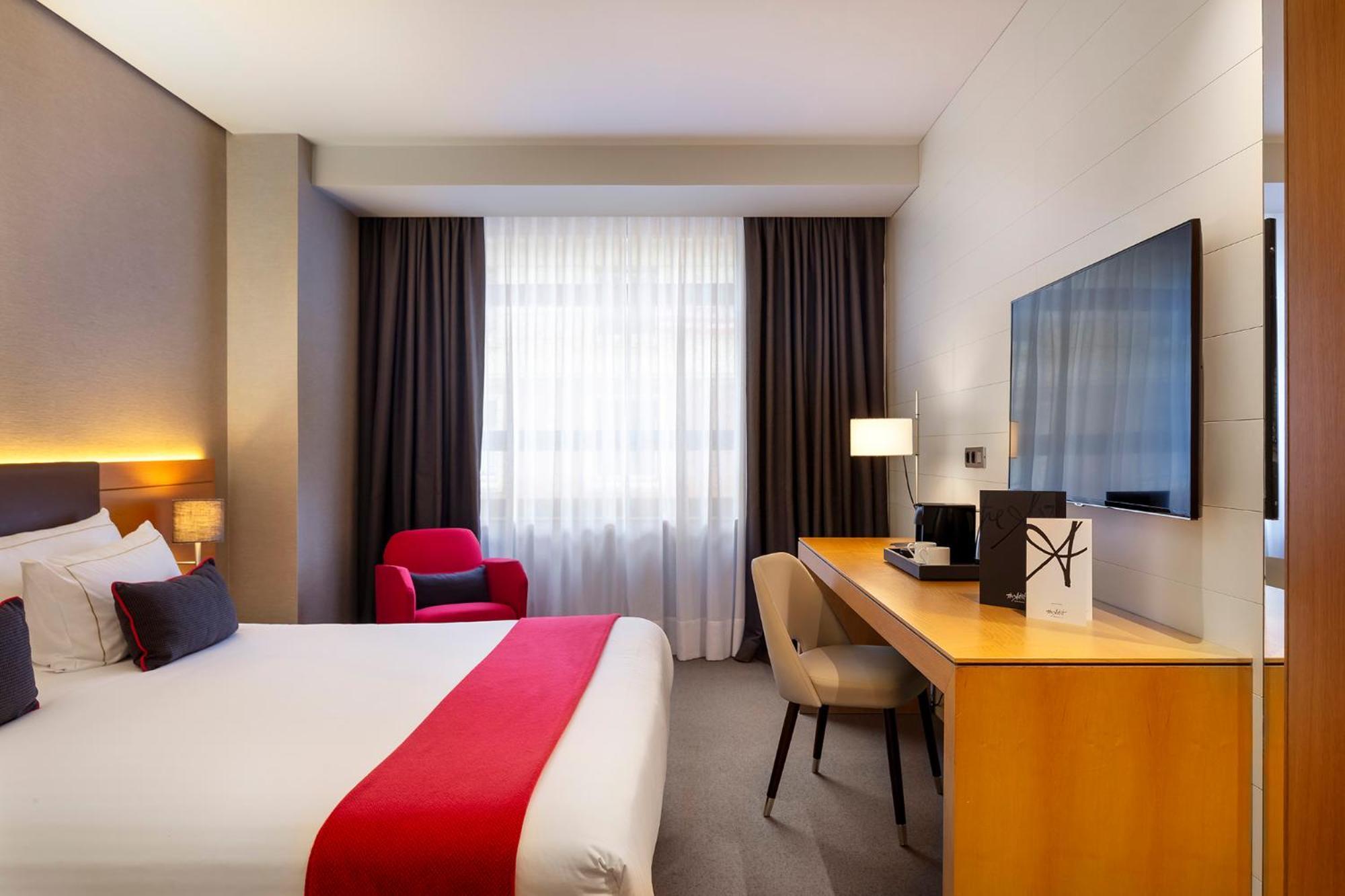Superior Doppel- oder Zweibettzimmer mit Stadtblick